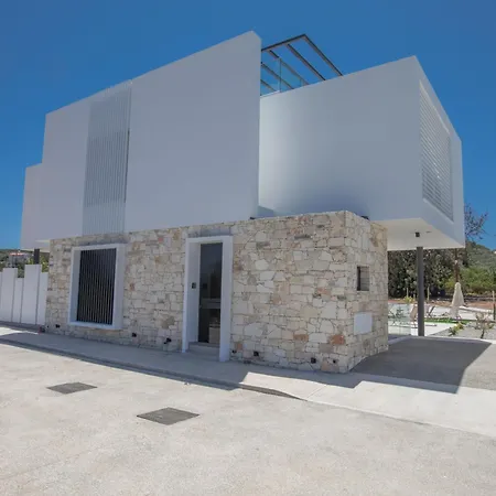 Casa vacanze Geraeumige Mit Grossem Garten Und Pool Protaras
